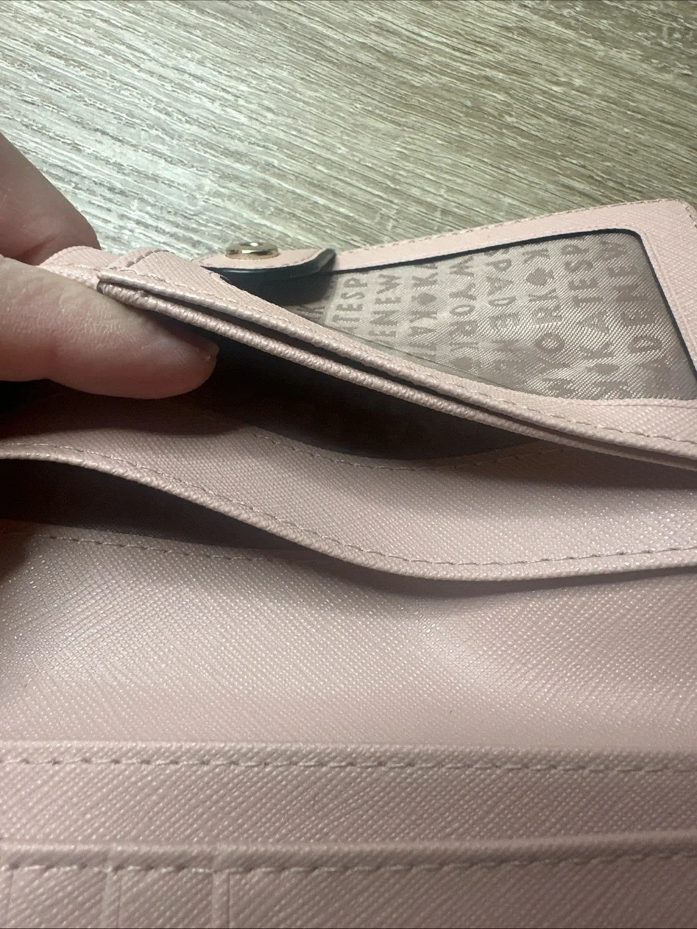 Kate Spade New York Laurel Way Stacy Wallet in Pink and Black color block